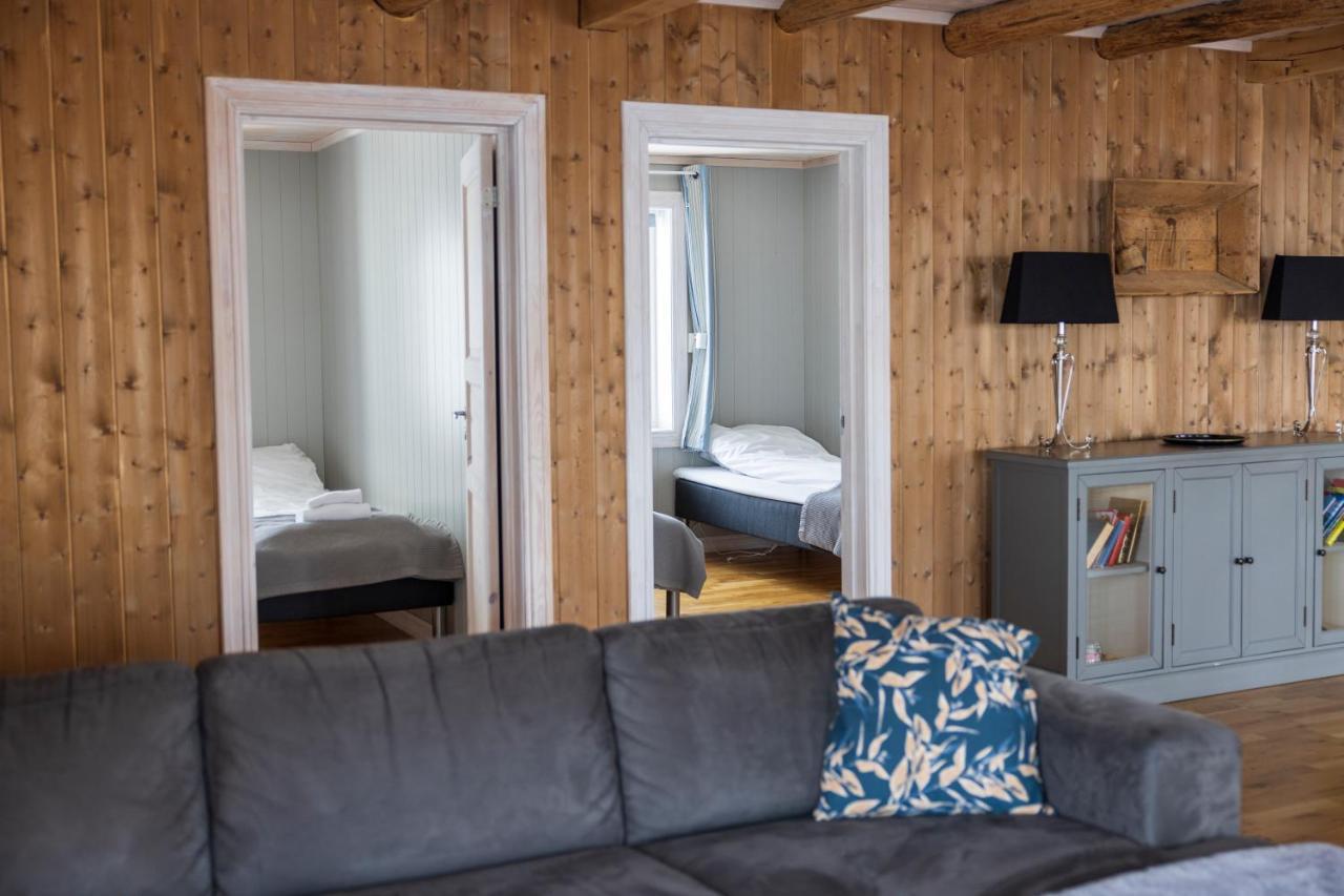 The Tide - Rorbuer Hotel Sorvagen Exterior photo