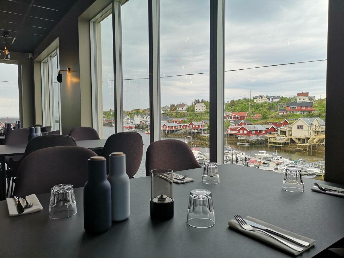 The Tide - Rorbuer Hotel Sorvagen Exterior photo